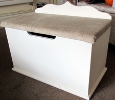 WOODEN CHILDRENS TOY STORAGE